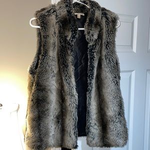 Fur vest